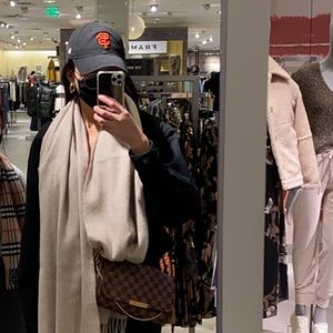 Meet your Posher, Vanessa